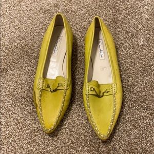 Vintage Oscar de la Renta pointed toe loafers